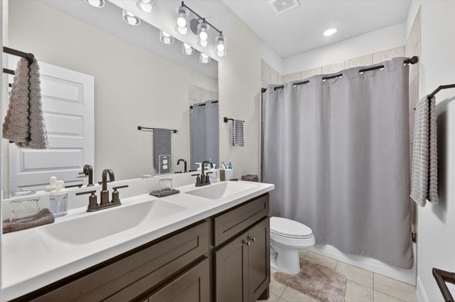 2512 Four Roses Drive, Lewisville, TX 75056