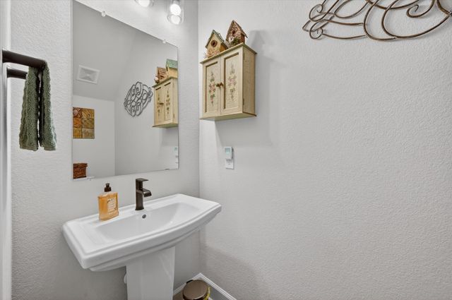 2512 Four Roses Drive, Lewisville, TX 75056