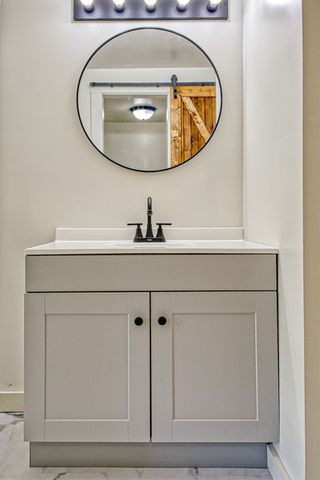 2204 Wartrace Hwy, Whitleyville, TN 38588