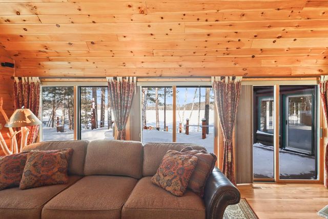 6336 E SNIPE LAKE ROAD, Eagle River, WI 54521