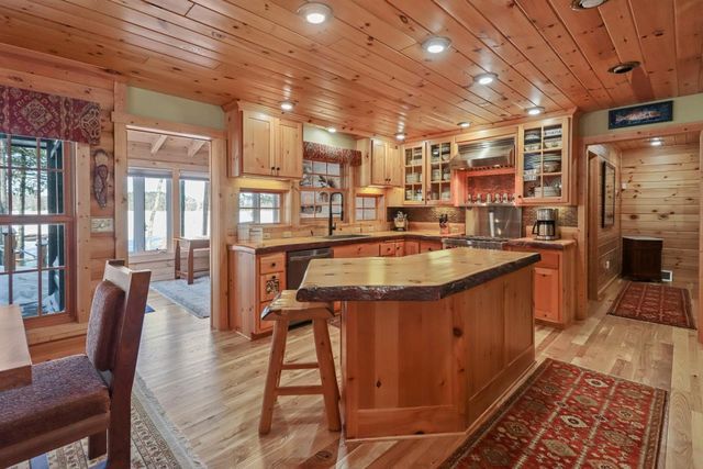 6336 E SNIPE LAKE ROAD, Eagle River, WI 54521