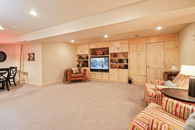 6336 E SNIPE LAKE ROAD, Eagle River, WI 54521