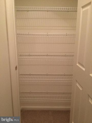 12323 FOX LAKE CT, Fairfax, VA 22033