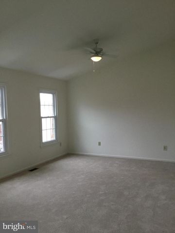 12323 FOX LAKE CT, Fairfax, VA 22033