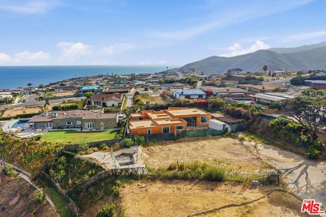 3442 Cloudcroft Drive, Malibu, CA 90265