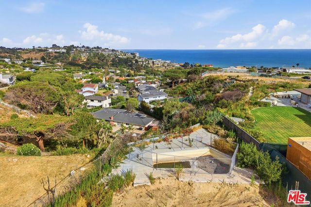 3442 Cloudcroft Drive, Malibu, CA 90265