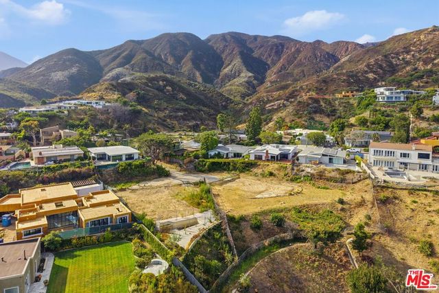 3442 Cloudcroft Drive, Malibu, CA 90265