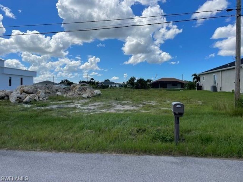 4434 CONNECTION AVE, CAPE CORAL, FL 33993 — exterior