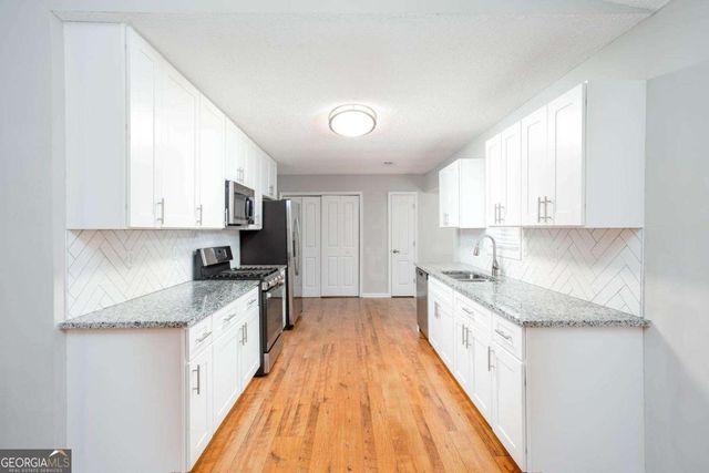 2411 Jim Owens Lane NW, Kennesaw, GA 30152