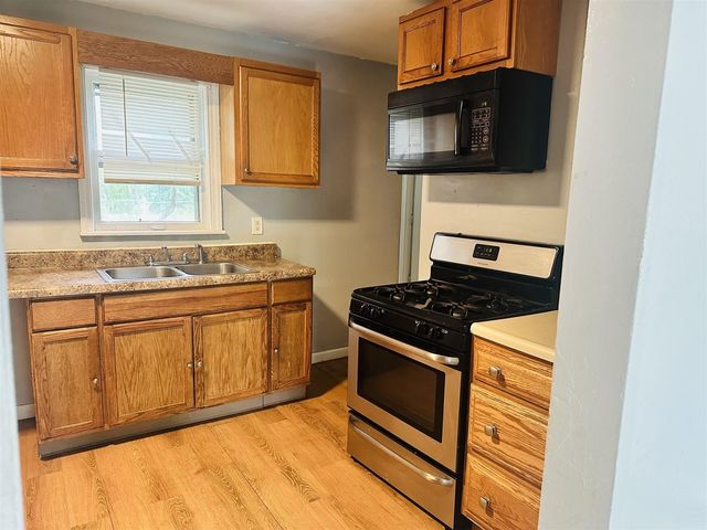 2405 Riordan Street, Muskegon Heights, MI 49444