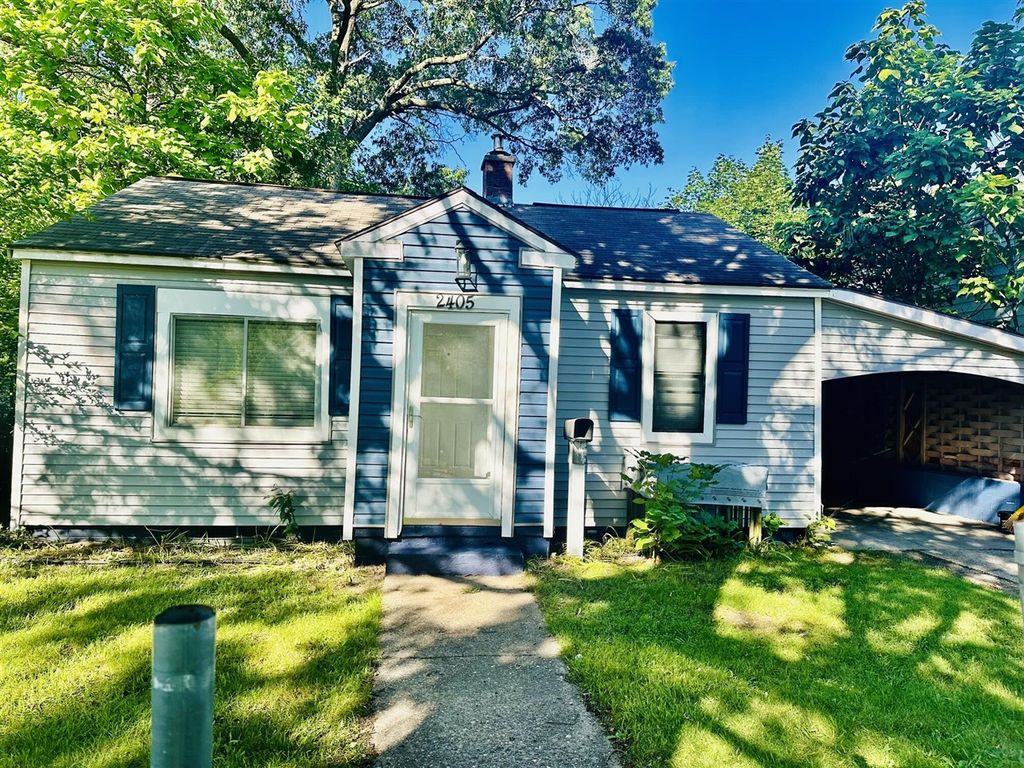 2405 Riordan Street, Muskegon Heights, MI 49444