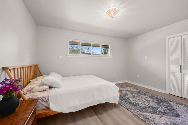 555 Woodhaven St, Baton Rouge, LA 70815