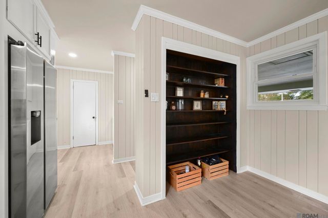 555 Woodhaven St, Baton Rouge, LA 70815