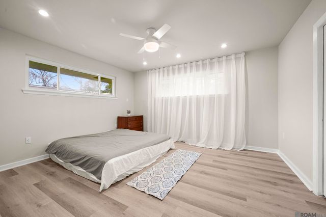 555 Woodhaven St, Baton Rouge, LA 70815