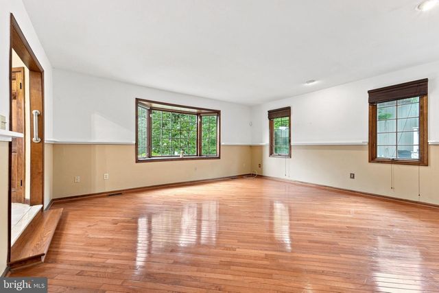122 SAINT VINCENT CT, Cherry Hill, NJ 08003