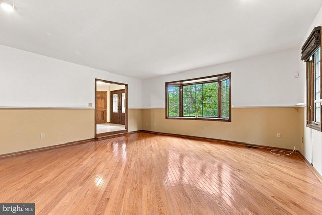 122 SAINT VINCENT CT, Cherry Hill, NJ 08003