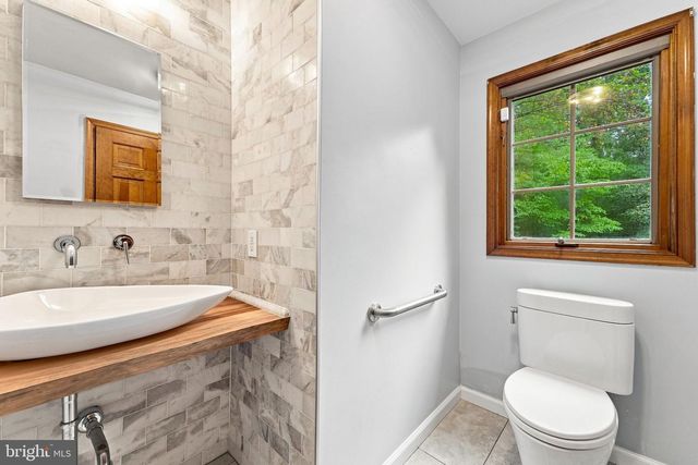 122 SAINT VINCENT CT, Cherry Hill, NJ 08003