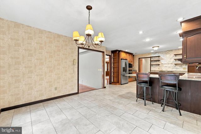 122 SAINT VINCENT CT, Cherry Hill, NJ 08003