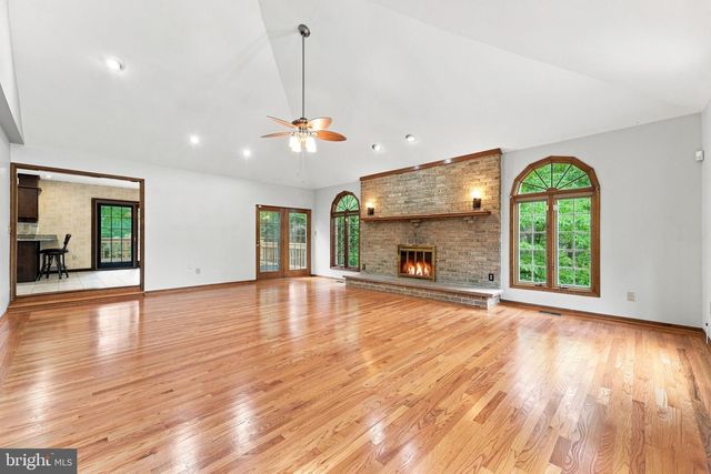122 SAINT VINCENT CT, Cherry Hill, NJ 08003