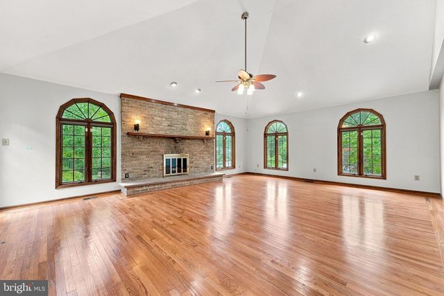 122 SAINT VINCENT CT, Cherry Hill, NJ 08003