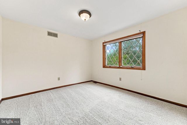 122 SAINT VINCENT CT, Cherry Hill, NJ 08003