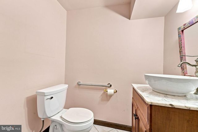 122 SAINT VINCENT CT, Cherry Hill, NJ 08003
