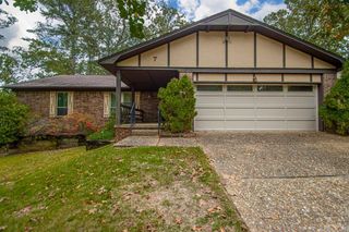 7 Apple Tree Circle, Little Rock, AR 72210