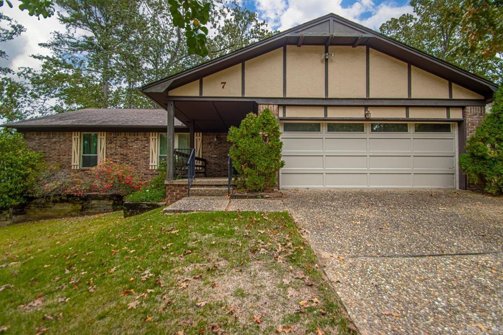 7 Apple Tree Circle, Little Rock, AR 72210