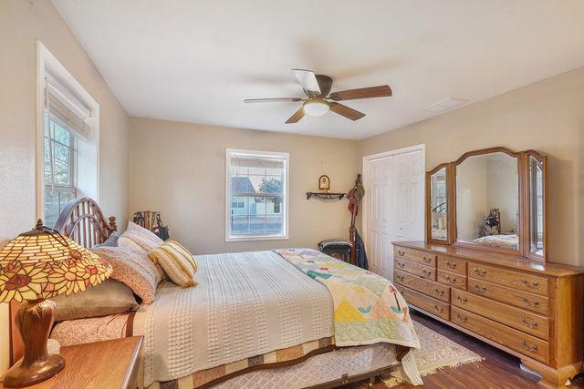 1102 W Del Rio St, Alpine, TX 79830