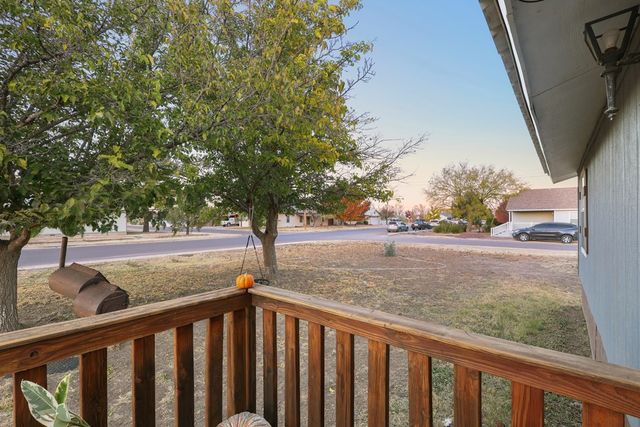 1102 W Del Rio St, Alpine, TX 79830