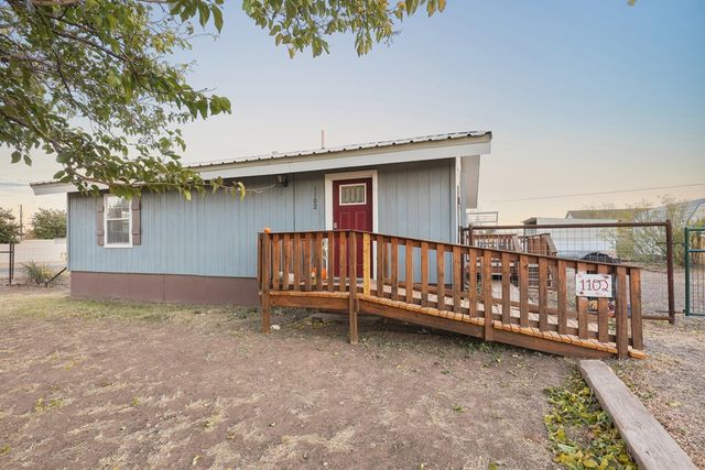 1102 W Del Rio St, Alpine, TX 79830