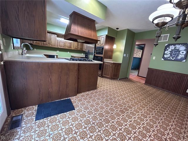 3035 Indian Run Road, Marietta, OH 45750