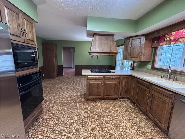 3035 Indian Run Road, Marietta, OH 45750