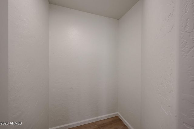 1330 E VOLTAIRE Avenue, Phoenix, AZ 85022