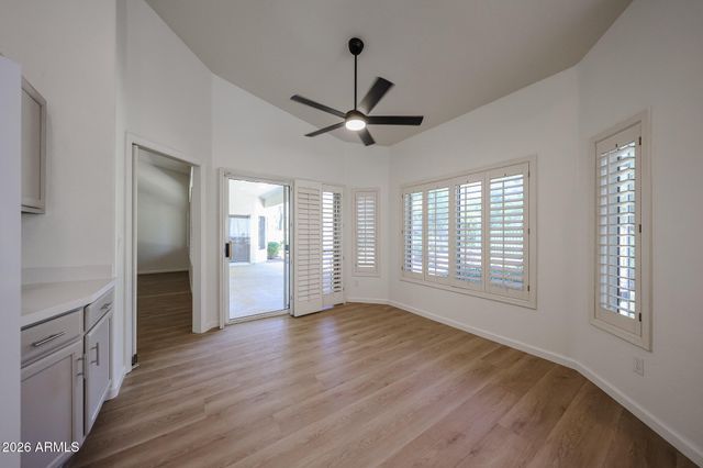 1330 E VOLTAIRE Avenue, Phoenix, AZ 85022