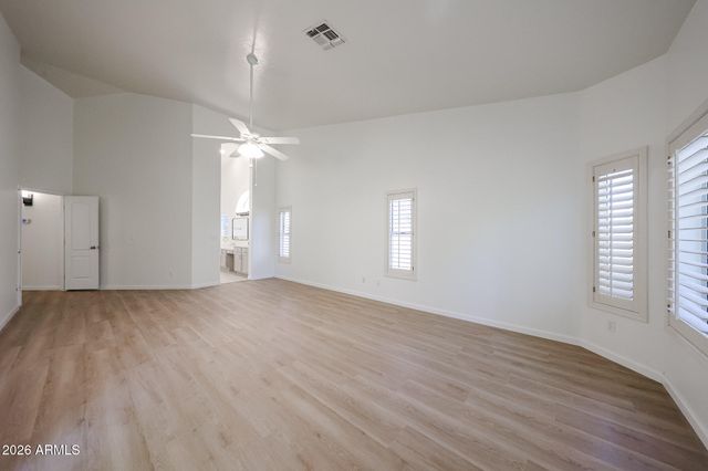 1330 E VOLTAIRE Avenue, Phoenix, AZ 85022