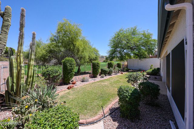 1330 E VOLTAIRE Avenue, Phoenix, AZ 85022