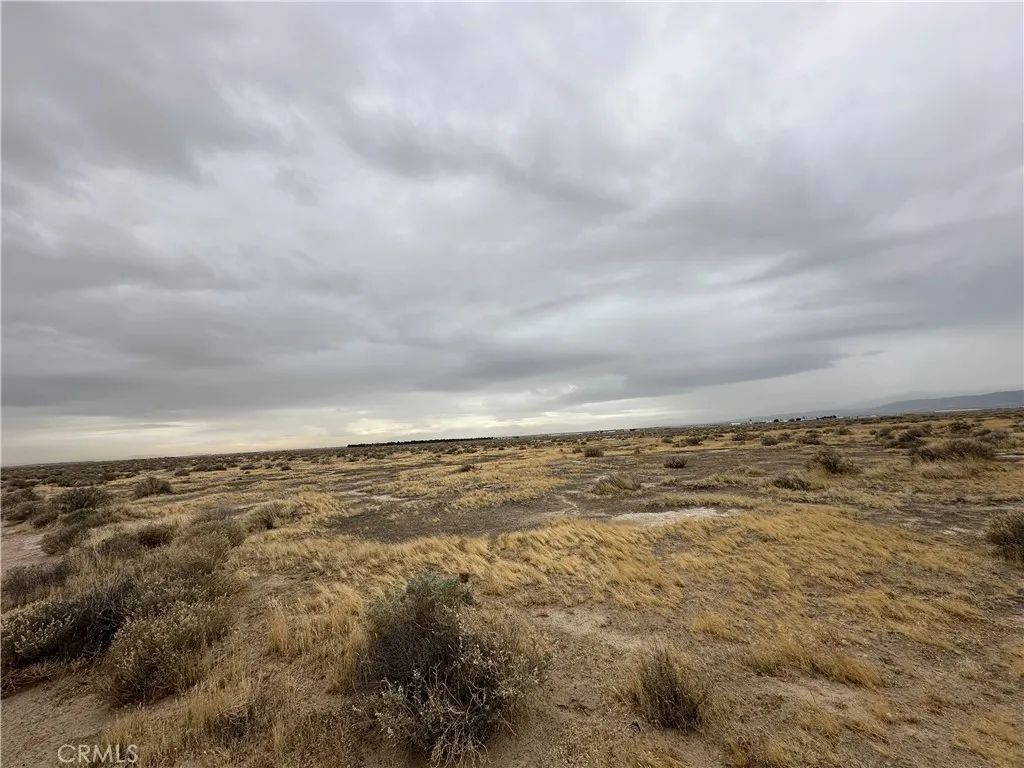 48 Ave E-2, Lancaster, CA 93536