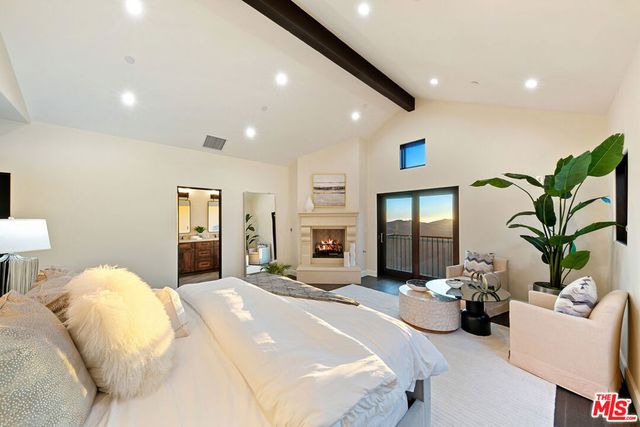 8567 Rd Mipolomol Road, Malibu, CA 90265