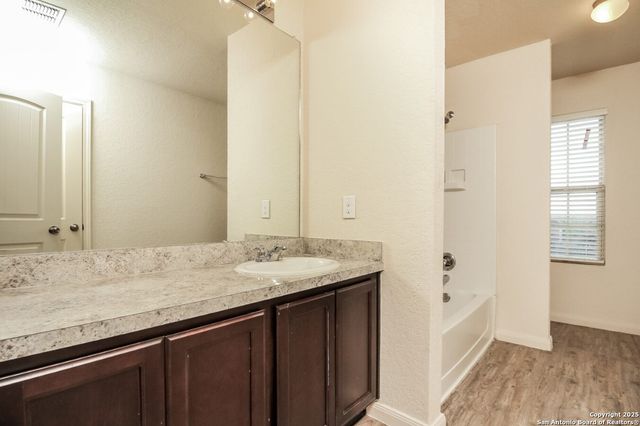 8318 Tesoro Hills, San Antonio, TX 78242