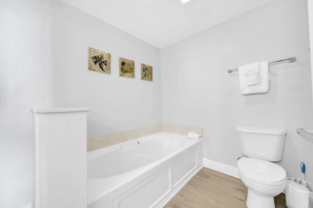 590 Santa Rosa Boulevard 418, Fort Walton Beach, FL 32548