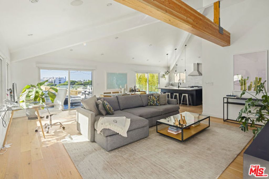 2918 3rd Street 1, Santa Monica, CA 90405