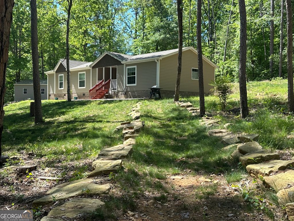 347 River Trail, Martin, GA 30557