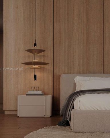 72 W Shore Dr W, Miami, FL 33133