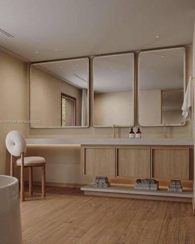 72 W Shore Dr W, Miami, FL 33133