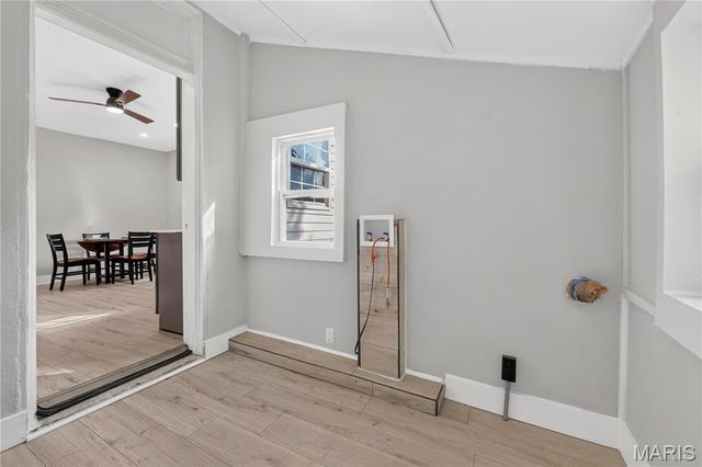 914 Dammert Avenue, St Louis, MO 63125