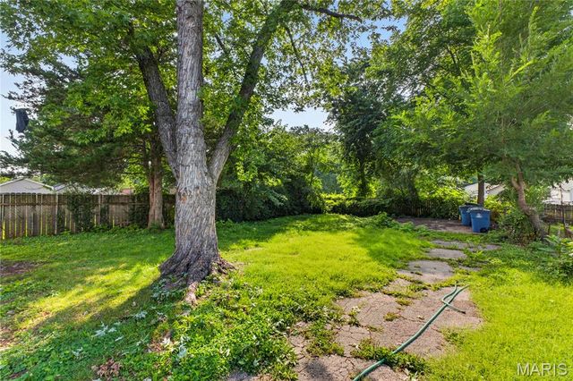 914 Dammert Avenue, St Louis, MO 63125