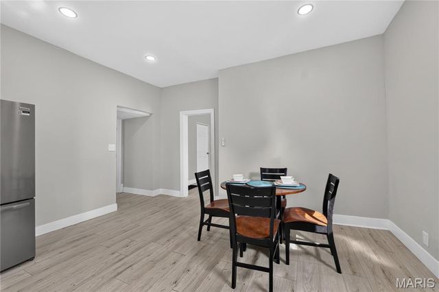 914 Dammert Avenue, St Louis, MO 63125