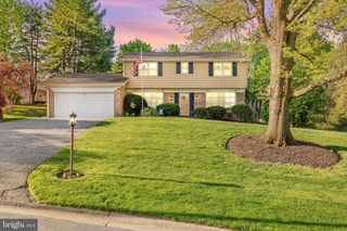106 CIRCLE DR, York, PA 17406