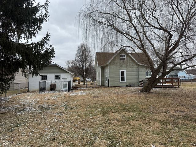 305 N Market Street, Waynetown, IN 47990